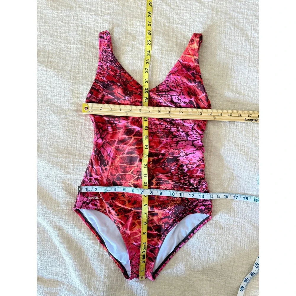 Speedo make splash